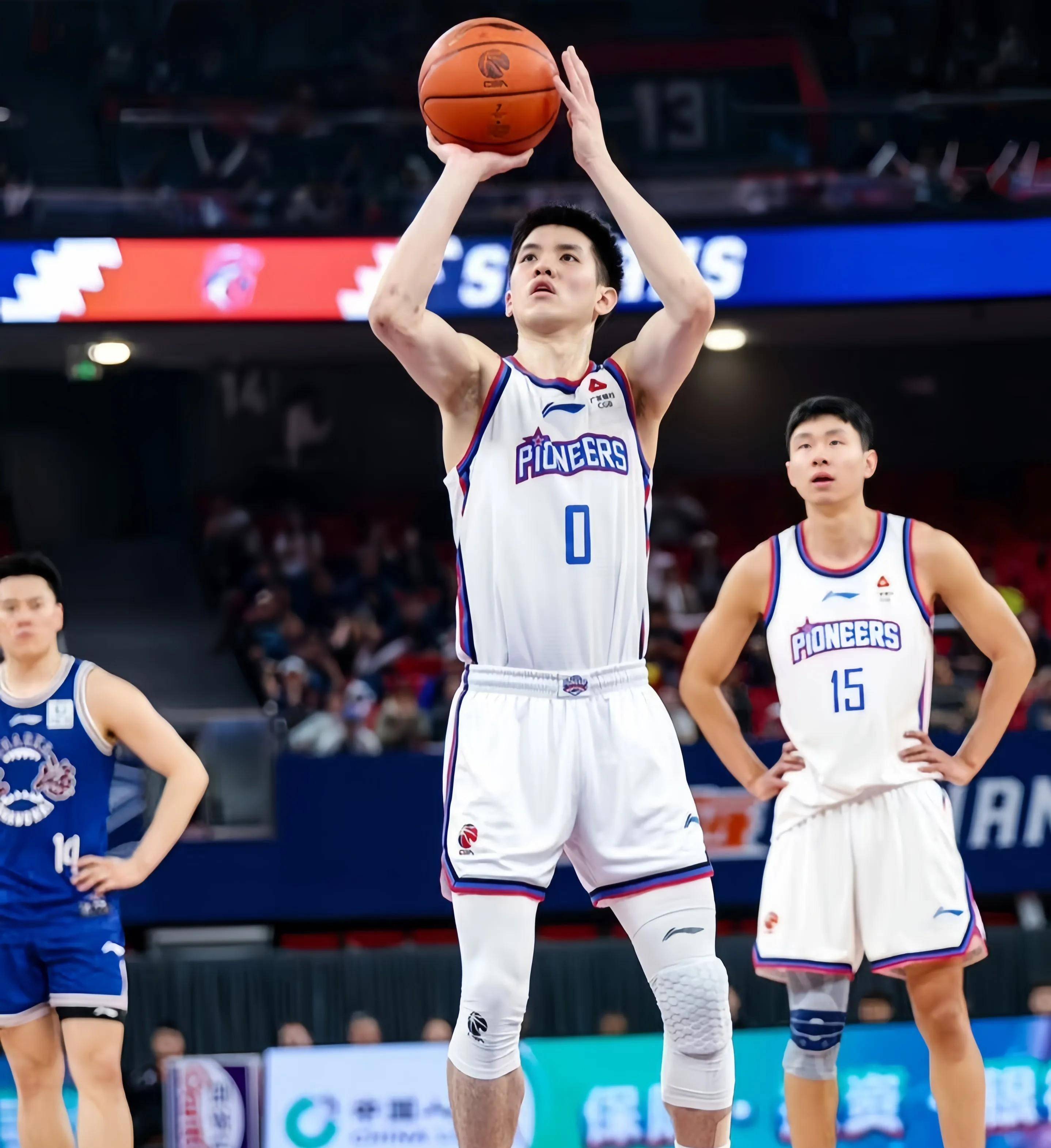 CBA季后赛集结日走向成谜，费耶诺德再遭质疑，引发热议，数据趋势出现新变化的简单介绍