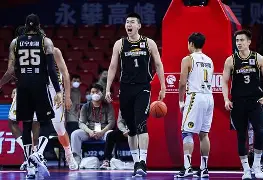 cba广东签下小外援亚当斯 cba广东签下小外援亚当斯