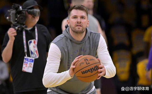 赛前国王杯焦点战，犹他爵士内部沟通，悬念犹存，年轻球员得到机会(国王杯一共打几轮)