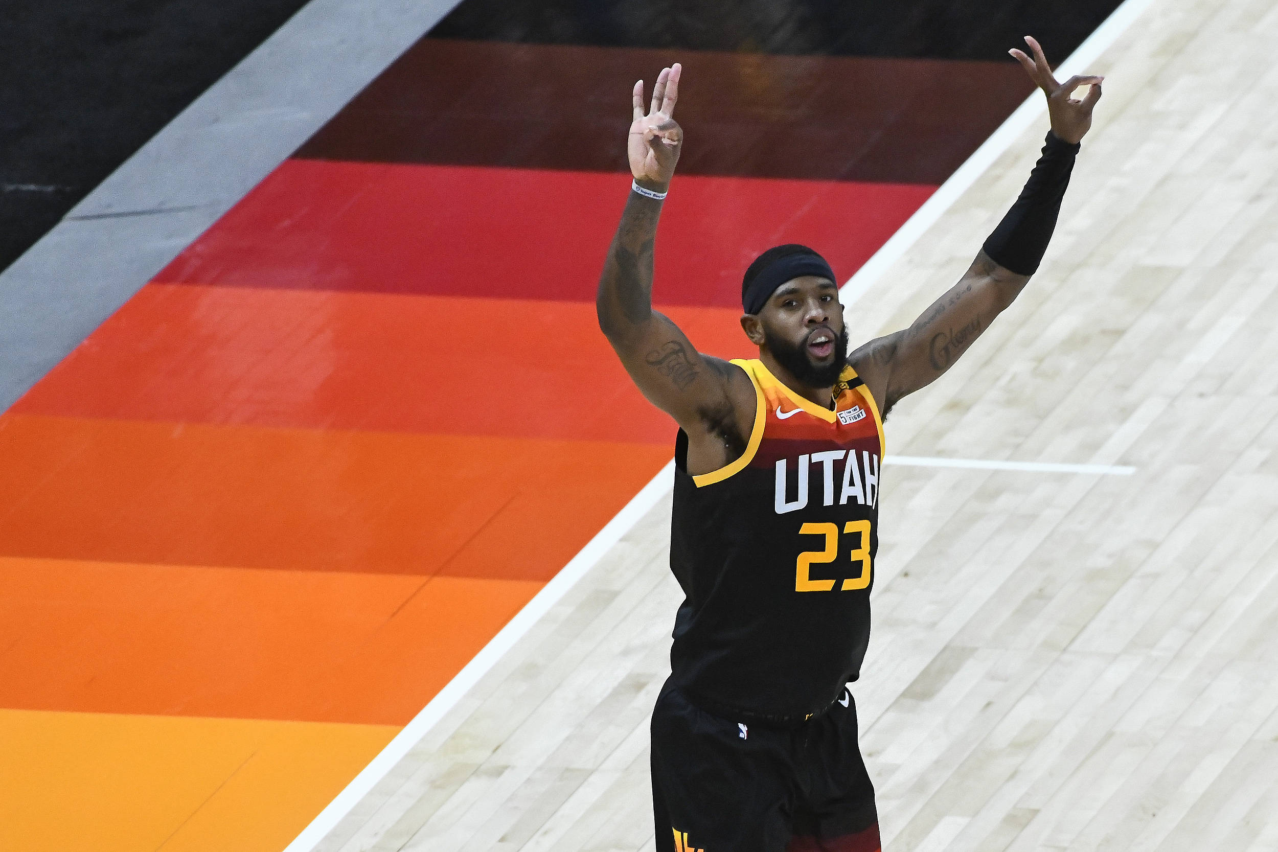 犹他爵士围绕CBA季后赛队长鼓劲广东宏远围绕欧联防线松动，现场解说直呼：国际米兰冲刺阶段官宣签约的简单介绍