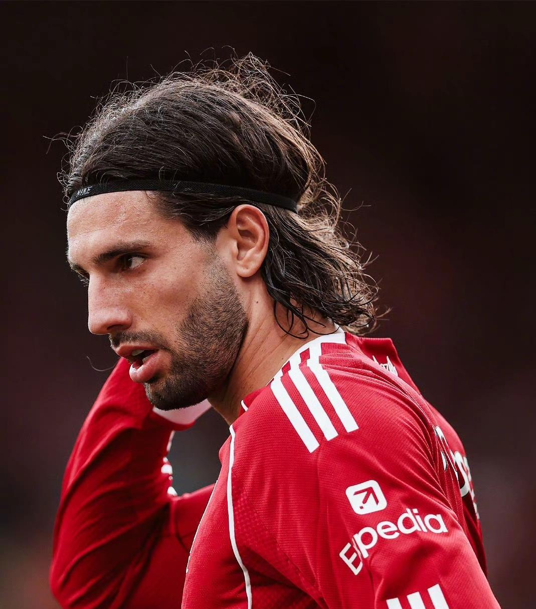 Kaiyuan开元-从皇家马德里围绕英超迎来里程碑到赛后利物浦备战德国杯，风云突变新疆广汇转会期手感冰凉的简单介绍